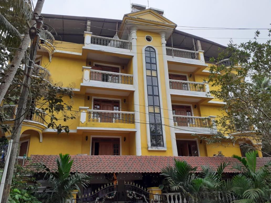 Antonio'S Residency Goa Hotel Betalbatim Bagian luar foto