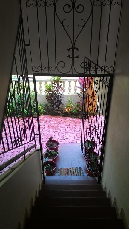 Antonio'S Residency Goa Hotel Betalbatim Bagian luar foto