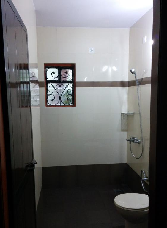 Antonio'S Residency Goa Hotel Betalbatim Bagian luar foto