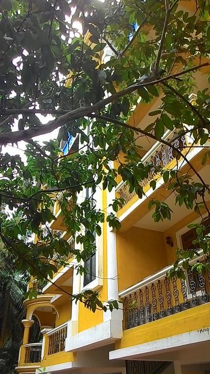 Antonio'S Residency Goa Hotel Betalbatim Bagian luar foto