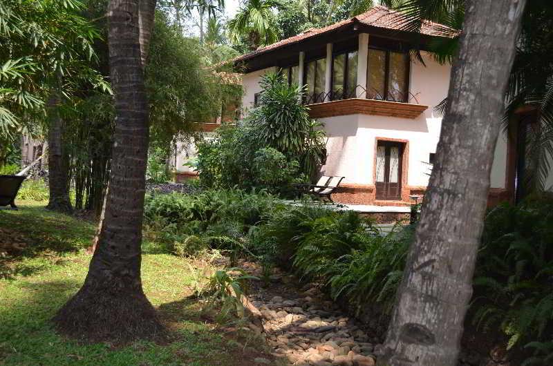 Antonio'S Residency Goa Hotel Betalbatim Bagian luar foto