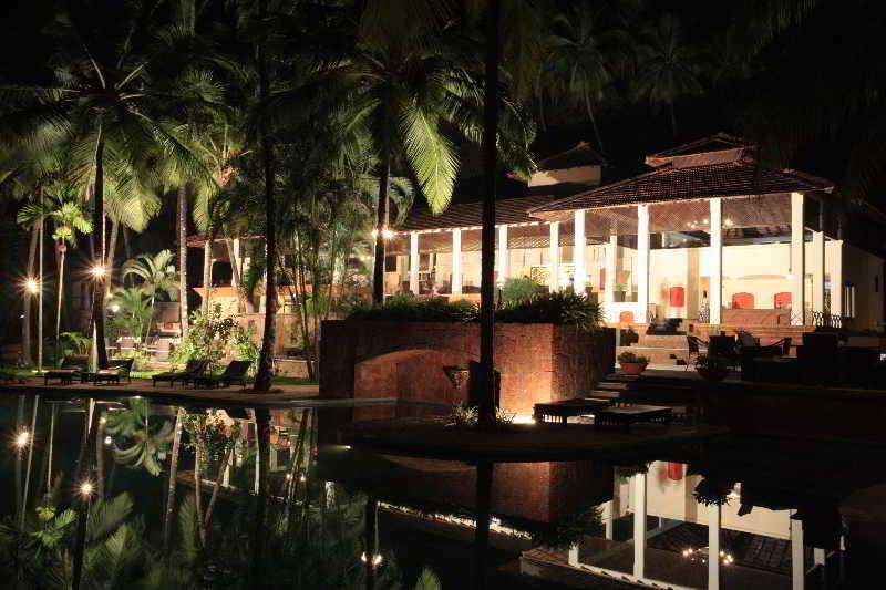 Antonio'S Residency Goa Hotel Betalbatim Bagian luar foto